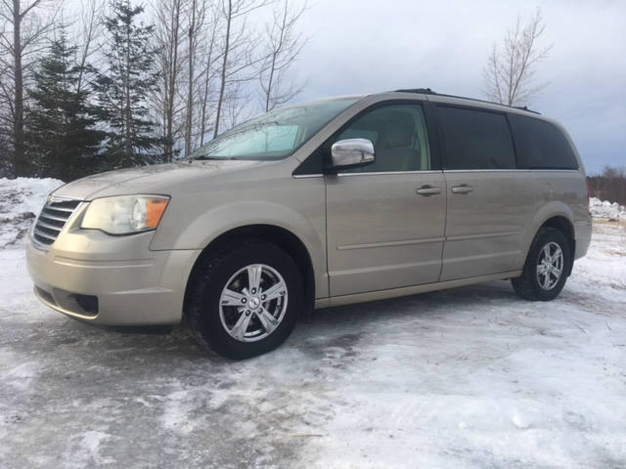 Used 2008 Chrysler Town & Country TOURING - STOW N' GO for sale in Jonquière, QC