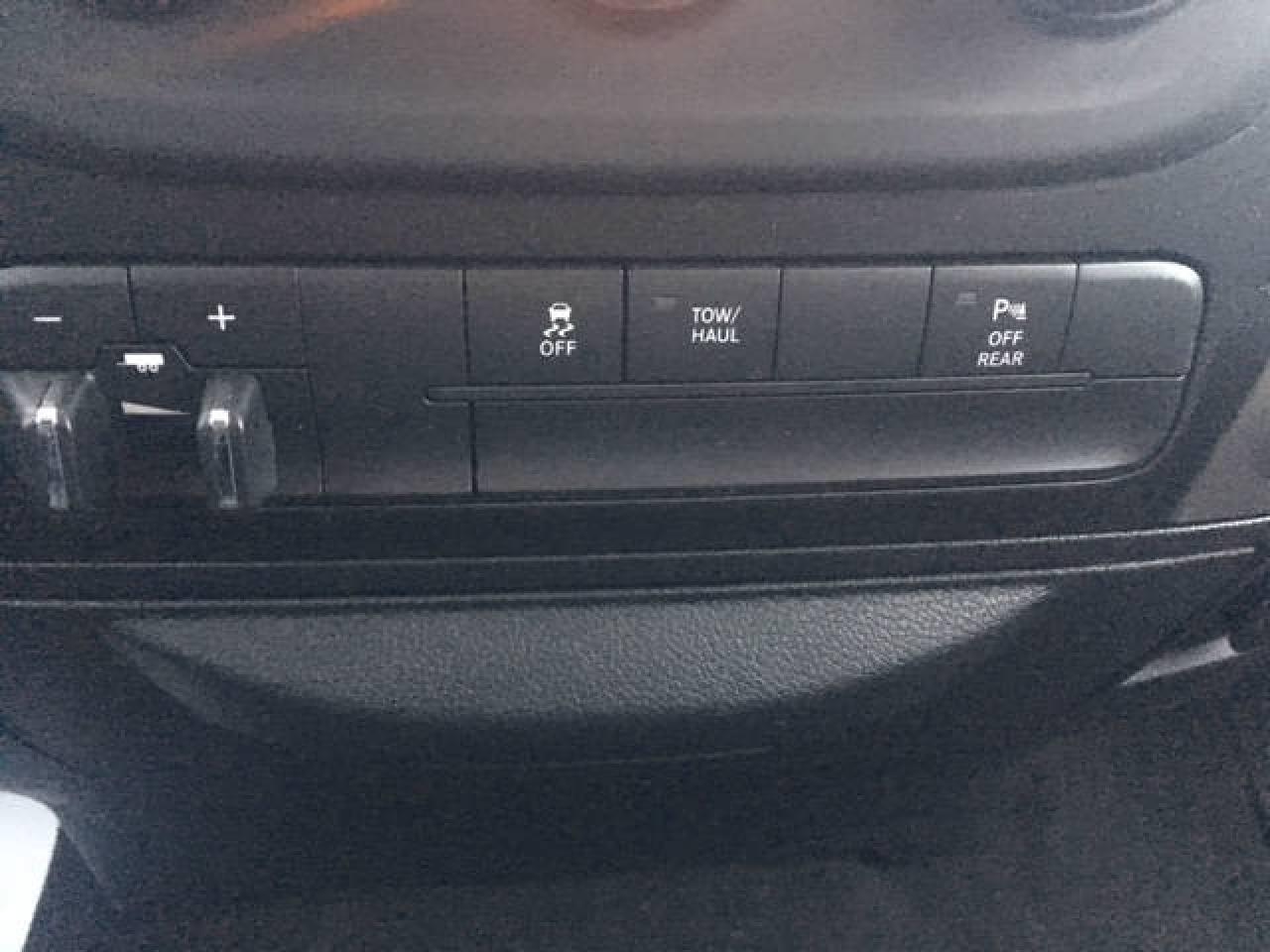 668990