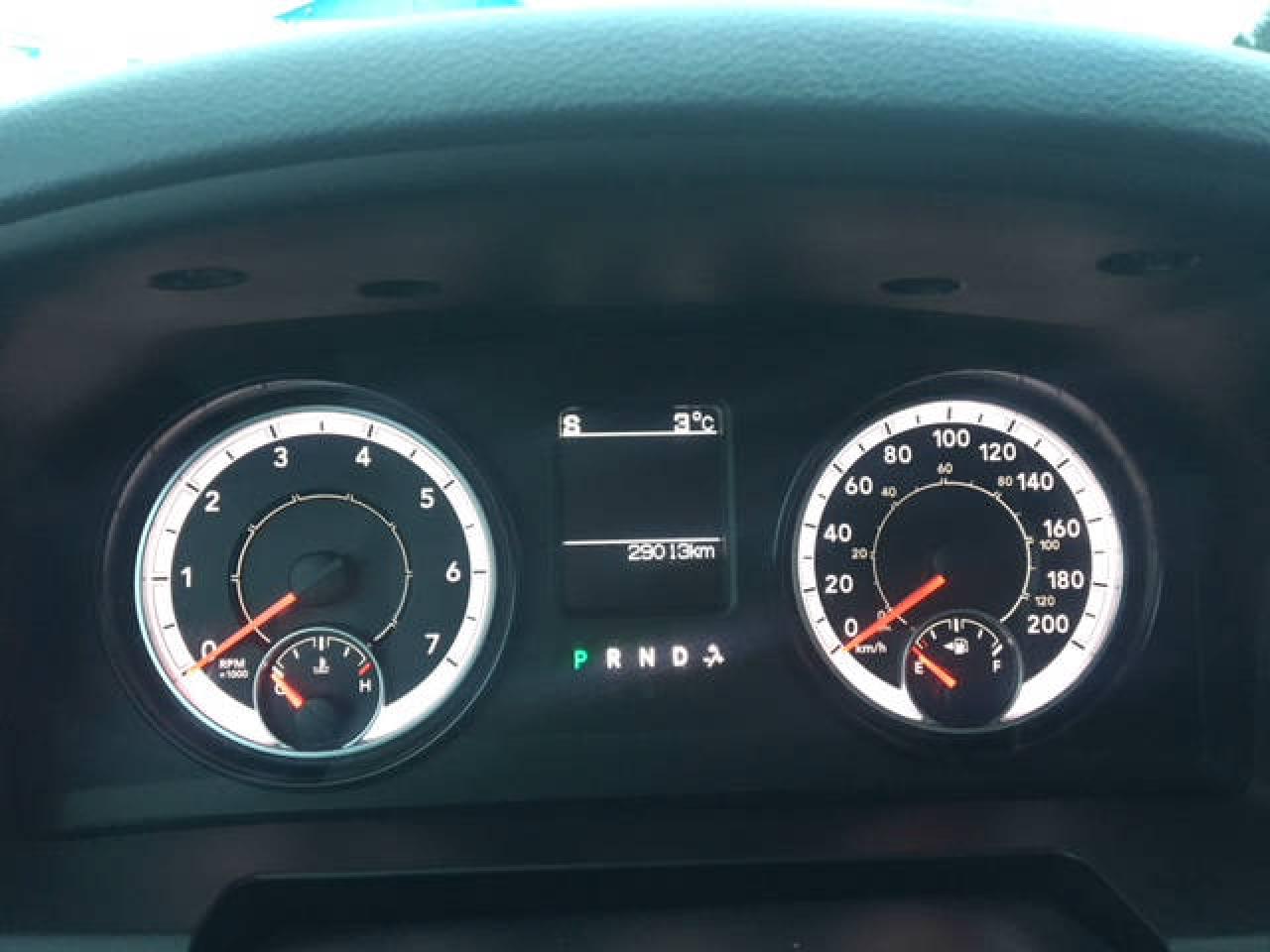 668990