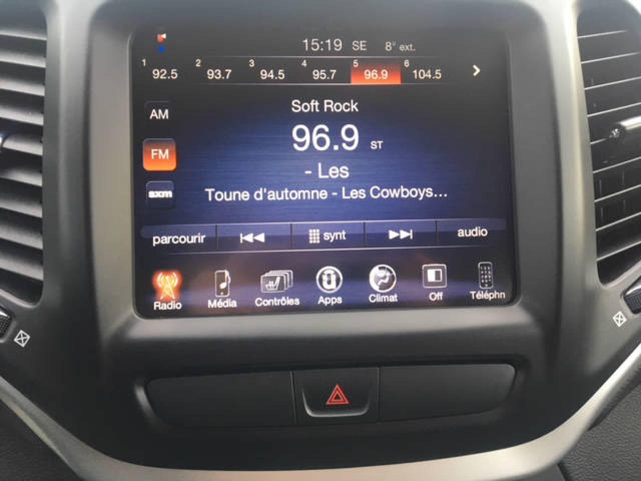 668991
