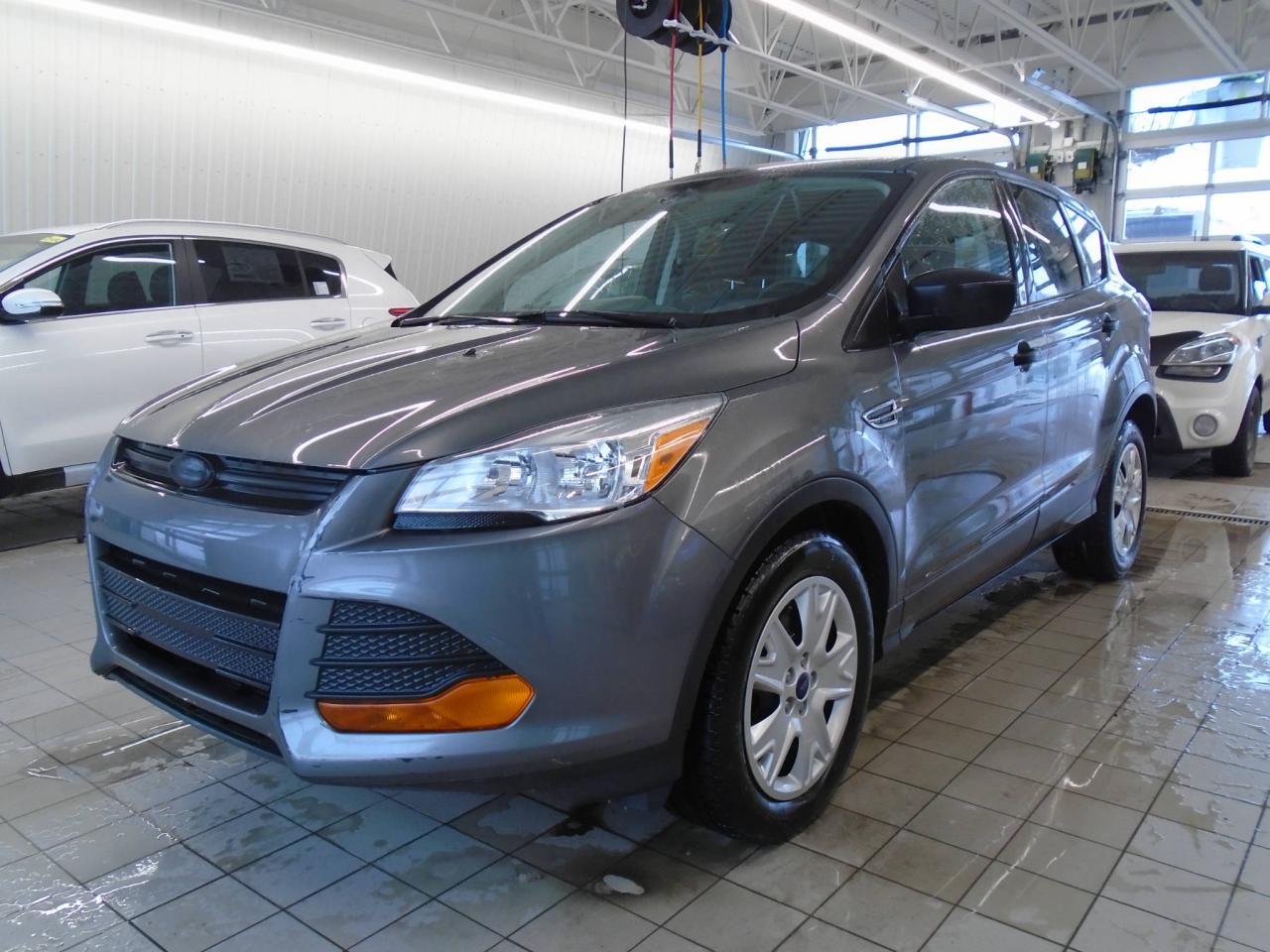 Used 2014 Ford Escape 4 portes S, Traction avant for sale in Québec, QC