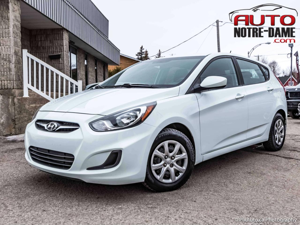 Used 2013 Hyundai Accent Voiture à hayon, 5 p, boîte man L *Disp. for sale in Repentigny, QC