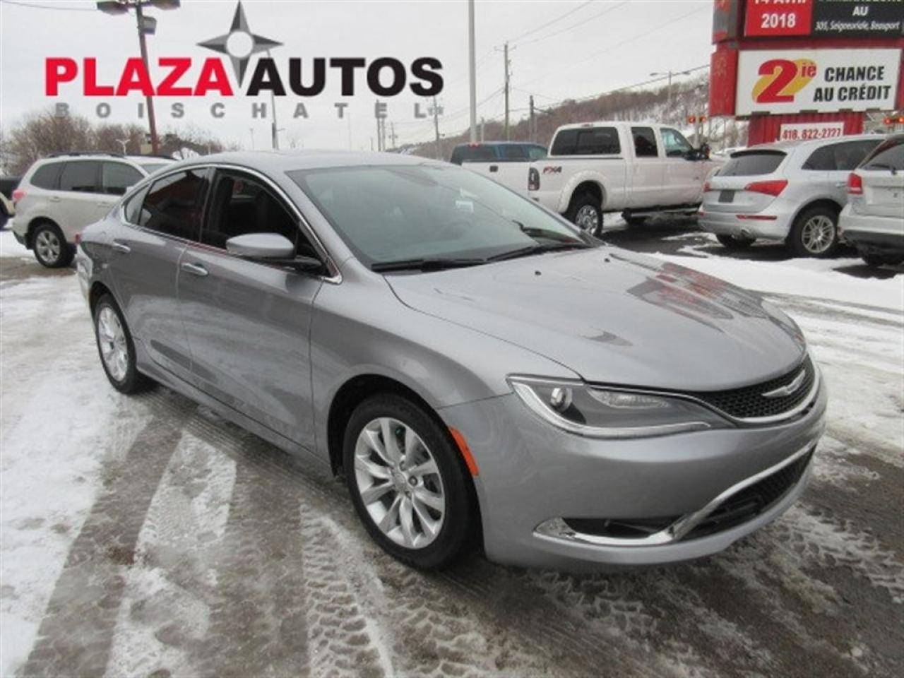 Used 2015 Chrysler 200 C for sale in Boischatel, QC