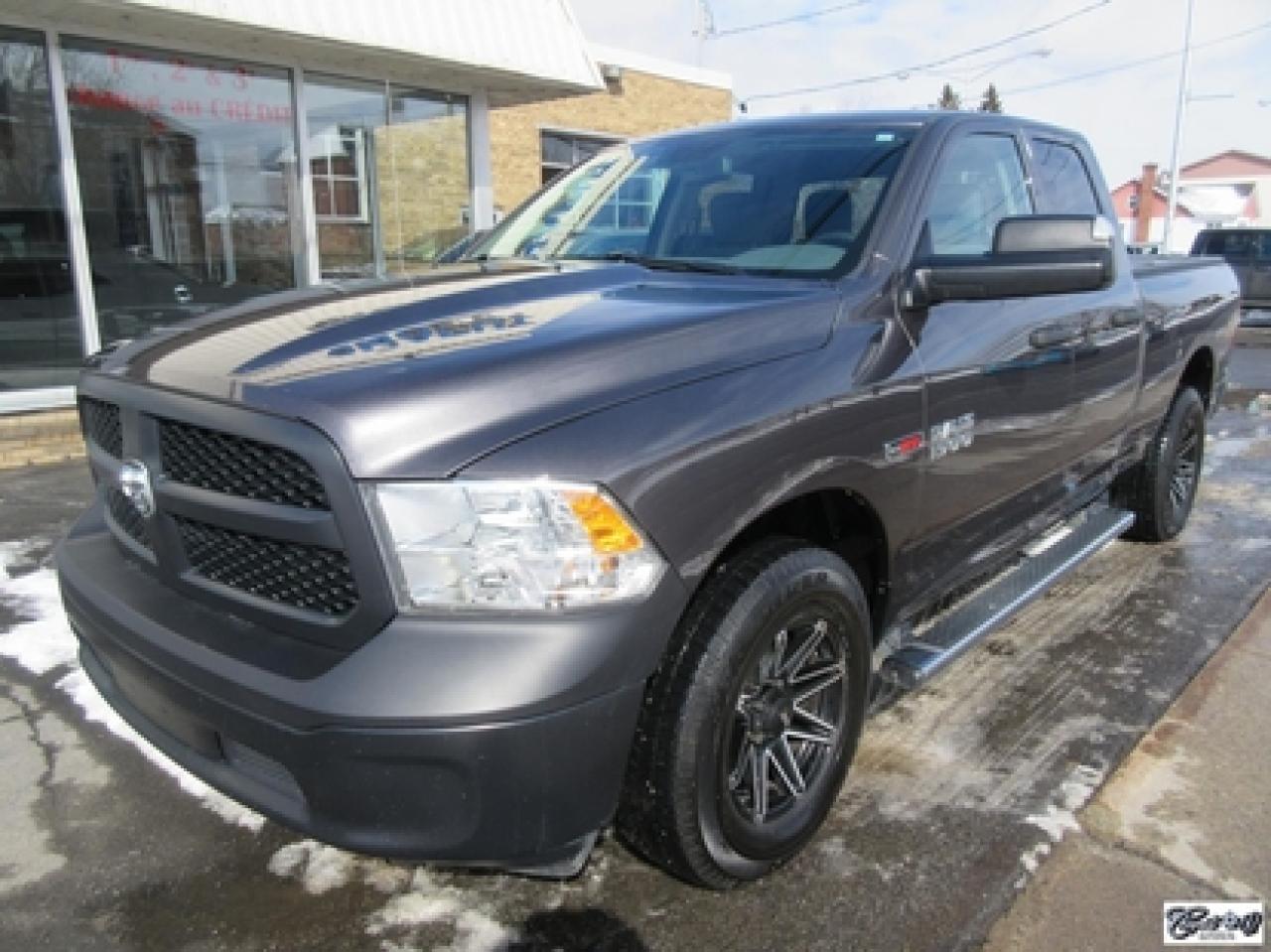 Used 2015 Ram 1500 Tradesman Ecodiesel for sale in Varennes, QC