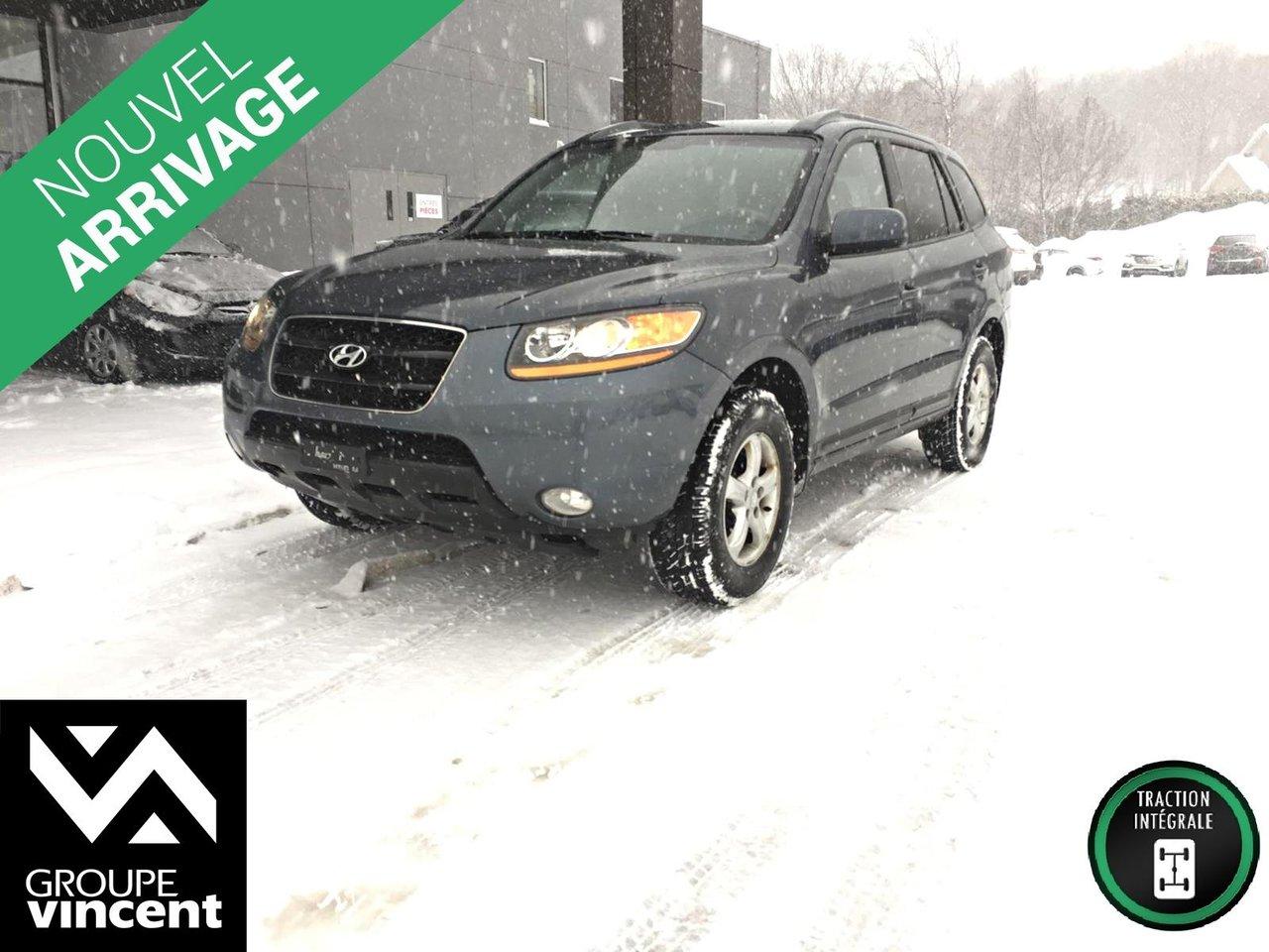 <a href=https://www.autoaubaine.com/Hyundai-Santa Fe-c7028242.html>https://www.autoaubaine.com/Hyundai-Santa Fe-c7028242.html</a>

Hyundai Santa Fe GL **6 CYLINDRES** Bas kilom?trage! 2008Régulateur de vitesse, Essuie-glaces intermittents, Essuie-glace arrière, Anti-démarreur, Freins ABS, Contrôle de stabilité, Coussin gonflable conducteur, Coussins gonflables latéraux, Lecteur CD, Lecteur MP3, 6 Haut-parleurs, Portes électriques, Tachymètre, Vitres électriques, Air climatisé, Commandes audio au volant, Sièges arrières rabattables, Sièges chauffants, Volant ajustable, Tapis protecteurs, Vitres teintées, Attelage remorque, Ordinateur de bord, Radio AM/FM, Volant gainé de cuir, Rétroviseur électrique, Direction assistée, Télédéverrouillage, Rétroviseurs chauffants, Banquette arrière divisé, Coussins gonflables arrière pour la tête, Freins à disque, Sièges chauffants - Avant, Rétroviseurs électriques, Jantes en alliage, Antipatinage, Phares antibrouillards, Verrous de sécurité pour enfants, Sièges baquets, Climatisation arrière, Aluminium, Climatisation