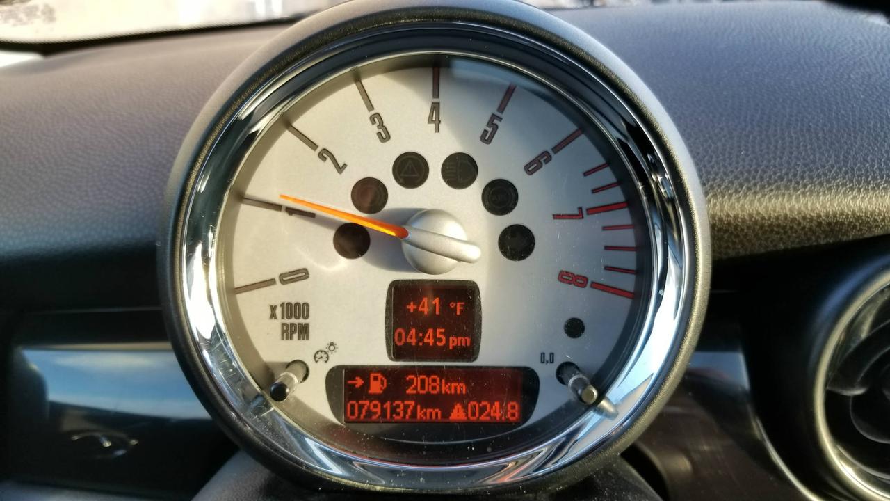669349.11801697