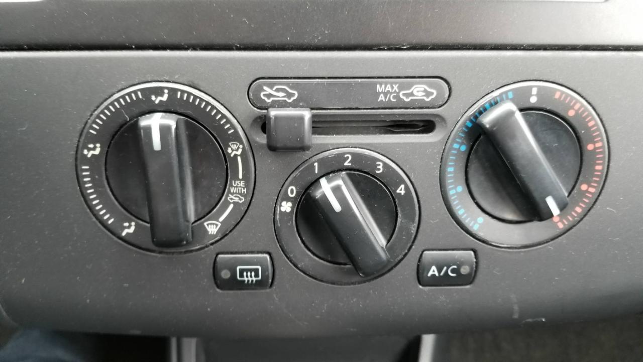 669360
