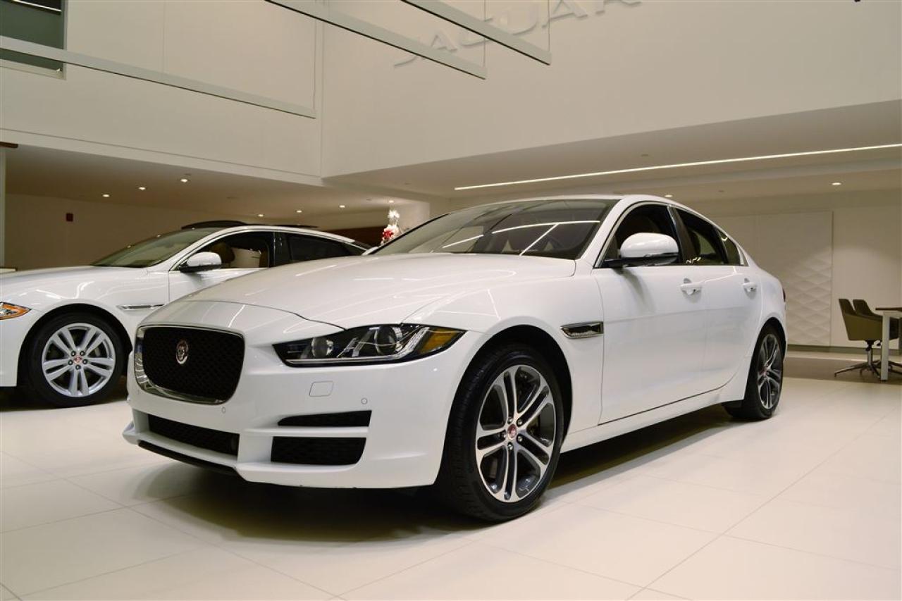 Used 2017 Jaguar XE Cert. V6 for sale in Laval, QC
