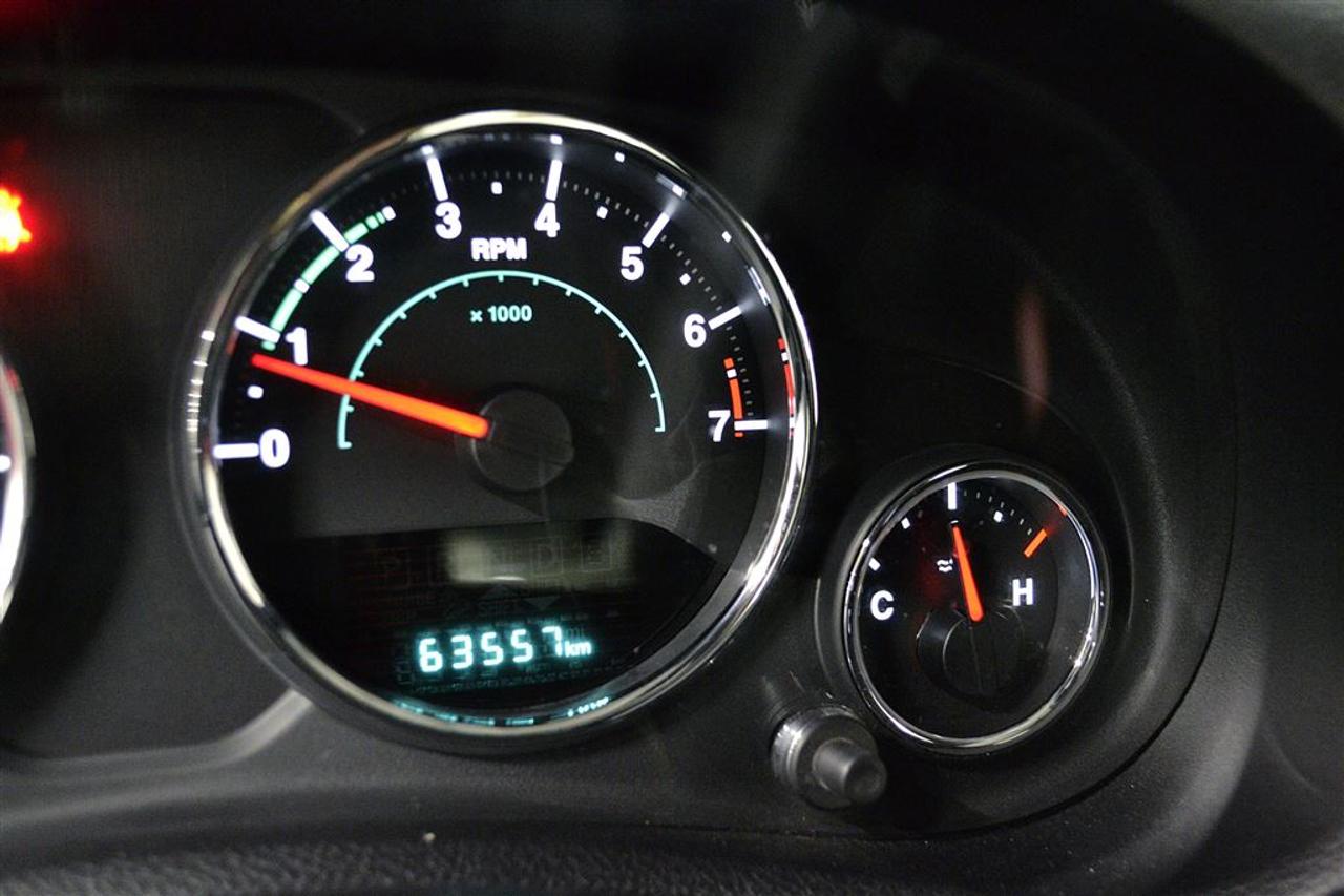 669403.11802688