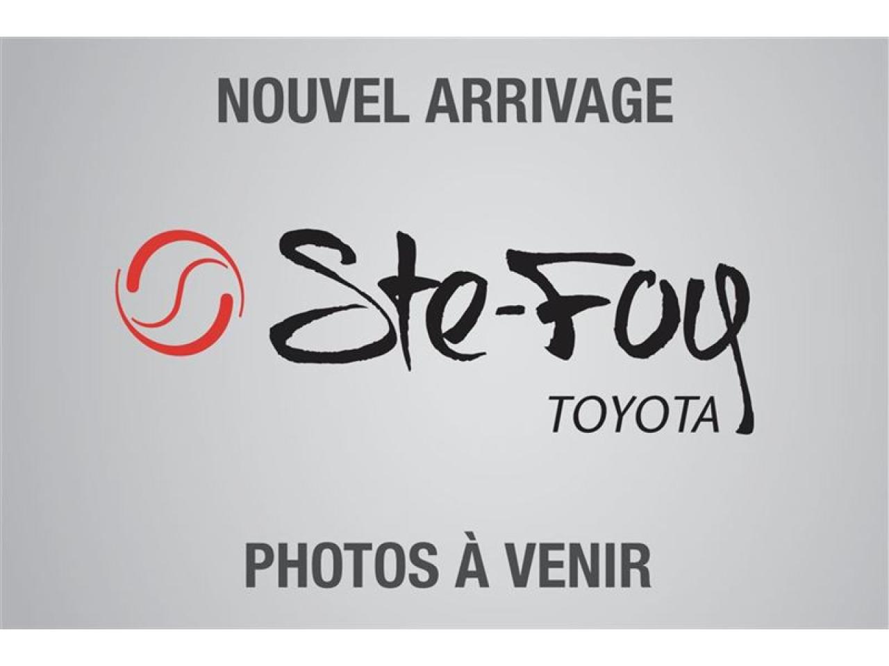 Used 2015 Toyota Prius Grp Touring for sale in Québec, QC