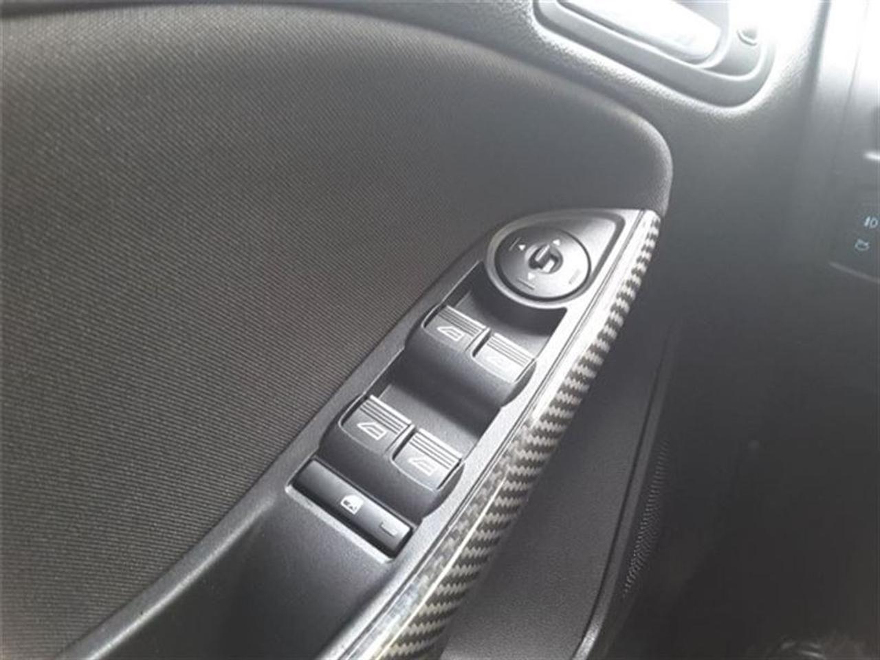 669485.11807677
