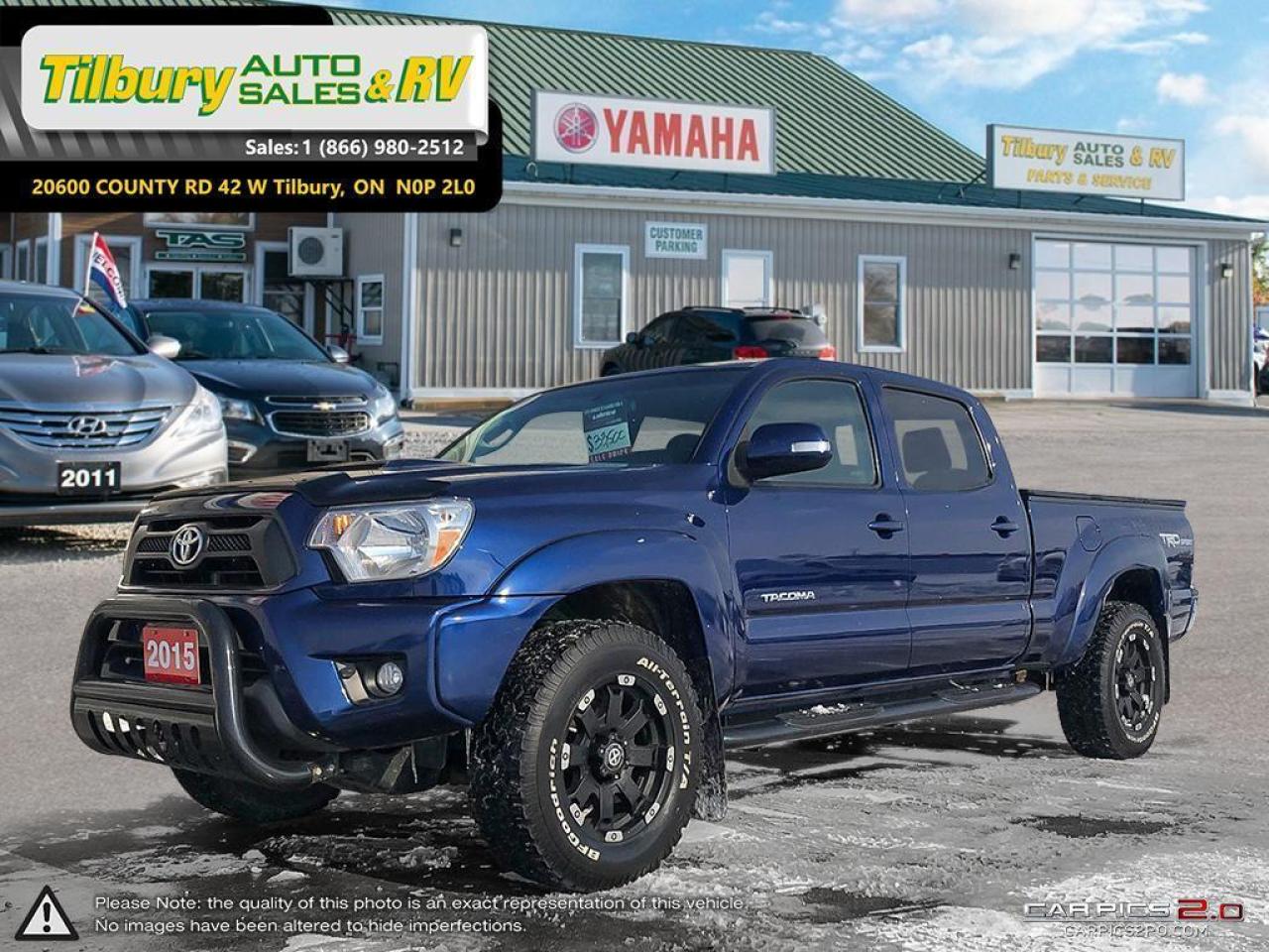 Used 2015 Toyota Tacoma TRD SPORT TONNEAU COVER. PUSH BAR. TOUCH SCREEN. for sale in Tilbury, ON