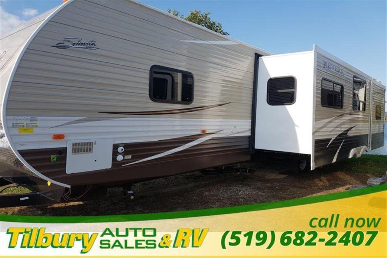 New 2017 Forest River SHASTA REVERE 33BH TRAVEL-TRAILER OUTDOOR KITCHEN for sale in Tilbury, ON