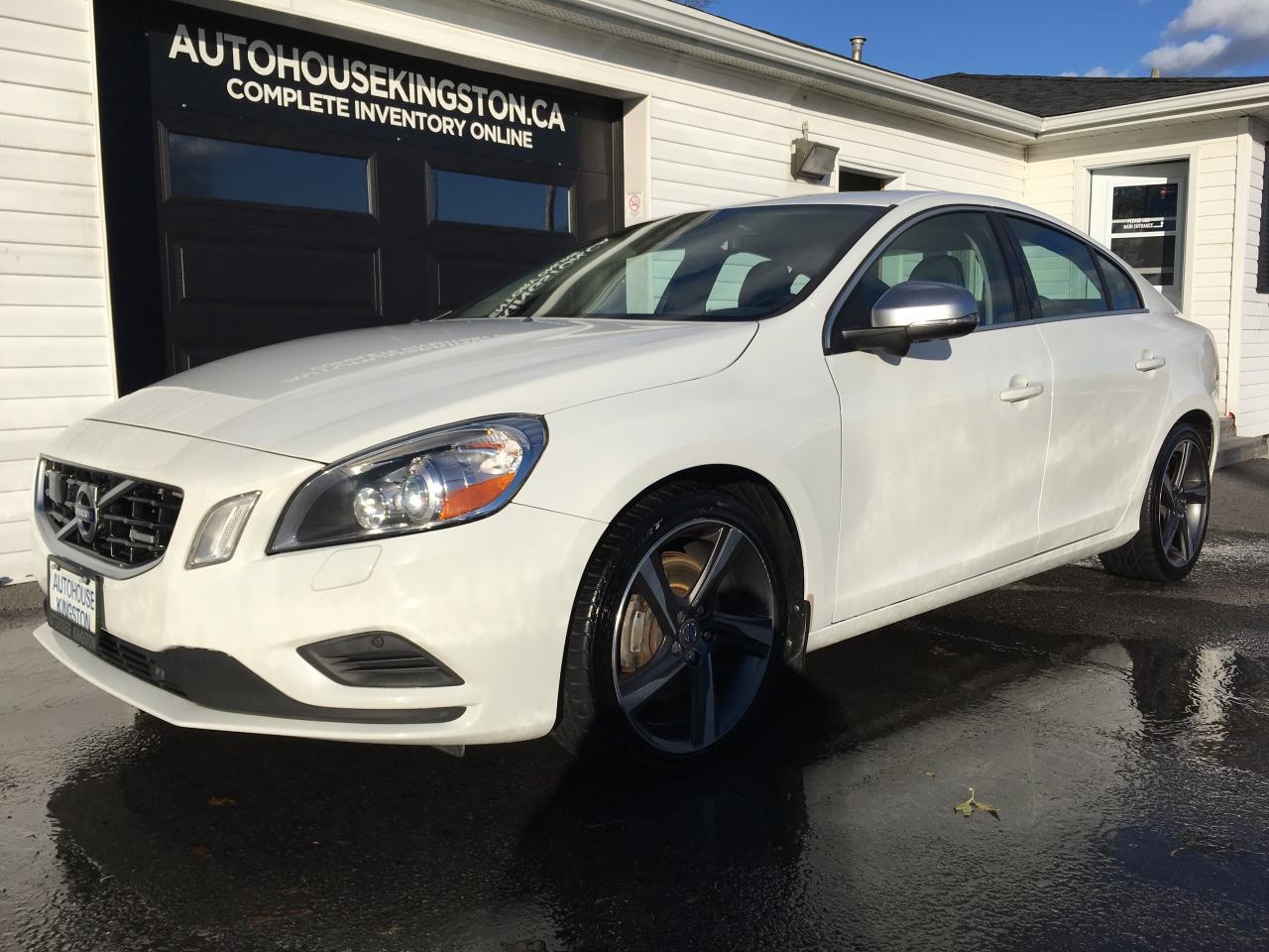 Used 2012 Volvo S60 T6 R-Design for sale in Kentville, NS