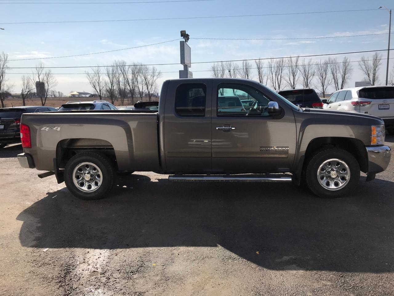 670097