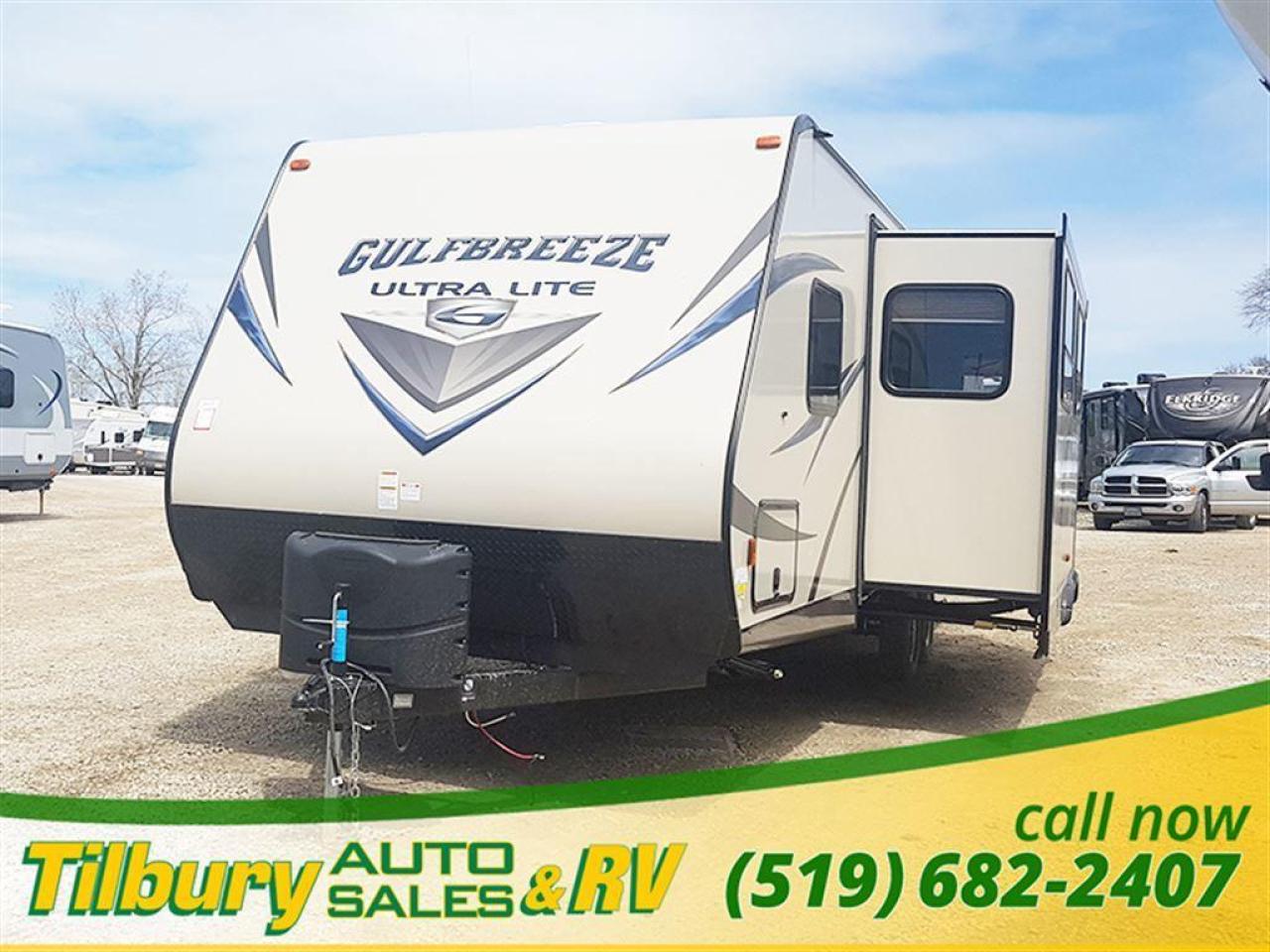 New 2018 Gulf Stream GULFBREEZE 28DBQ TRAVEL-TRAILER for sale in Tilbury, ON