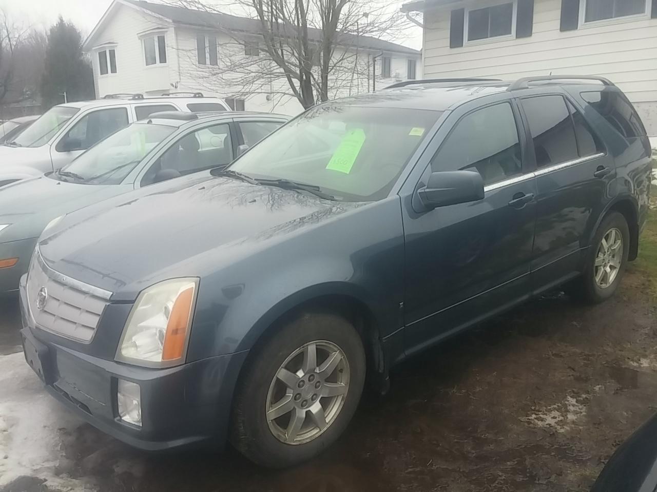 200y cadillac srx ALL WHEEL DRIVE V6. runs and drives great leather interior $6500 certified and e tested