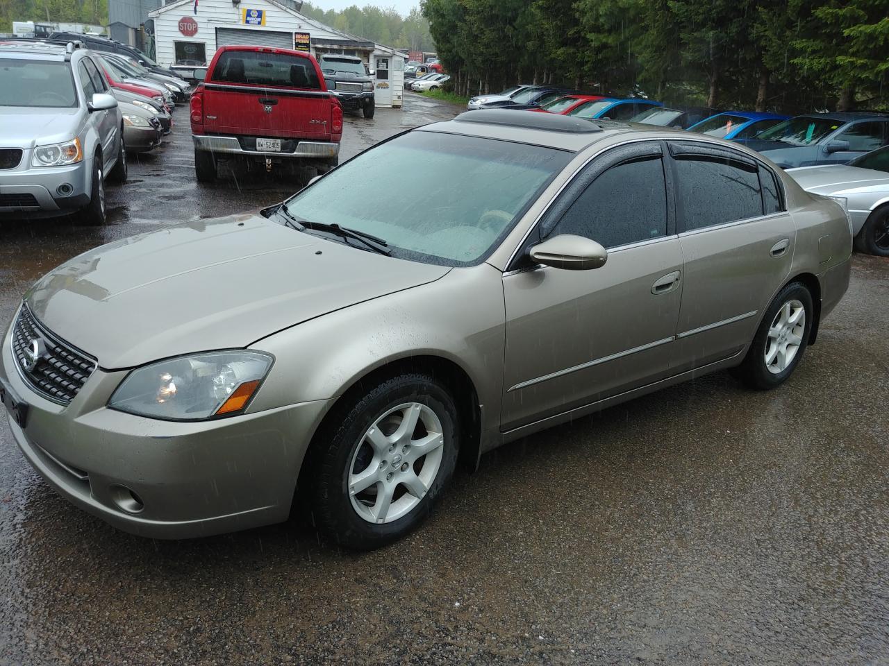 Used 2005 Nissan Altima 2.5 S for sale in Mallorytown, ON