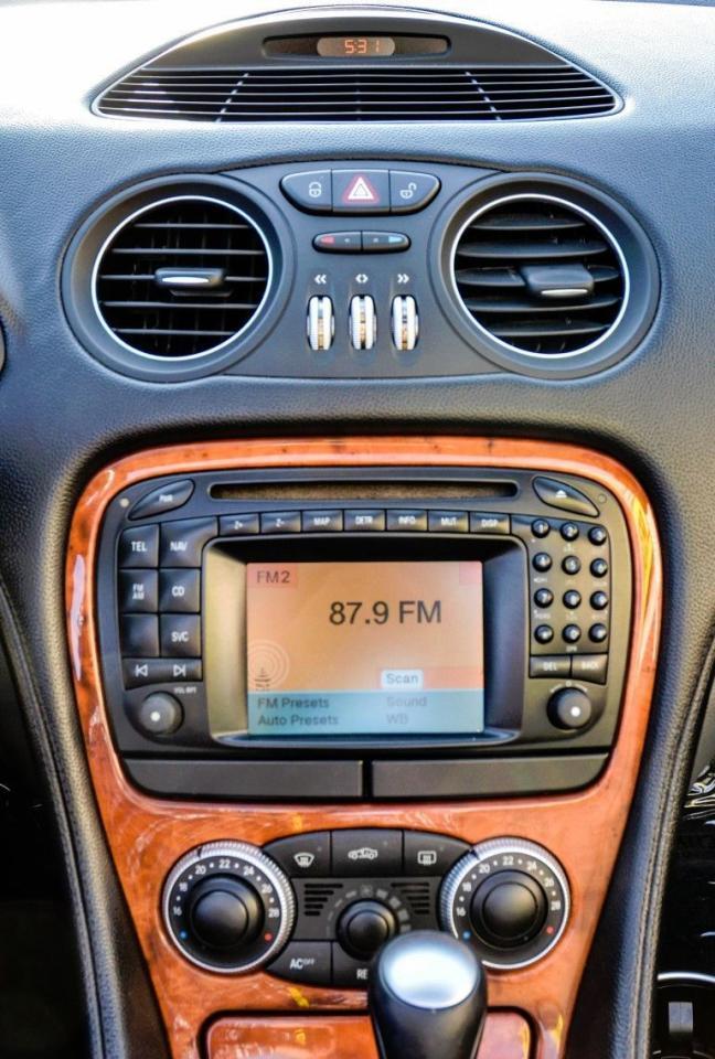 670400