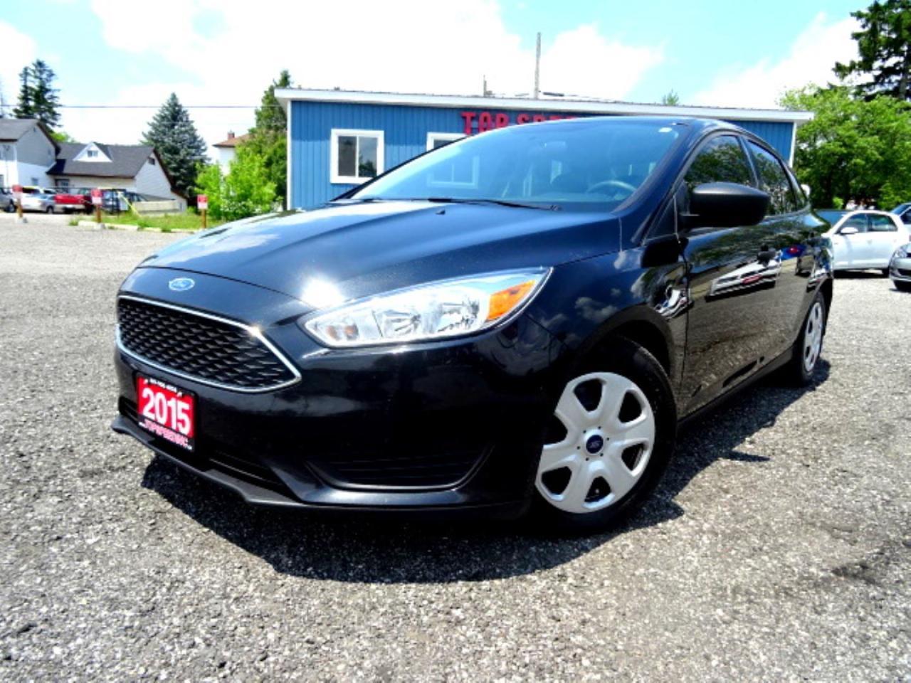 Used 2015 Ford Focus S Sedan / BLUETOOTH / CERTIFIED for sale in Guelph, ON