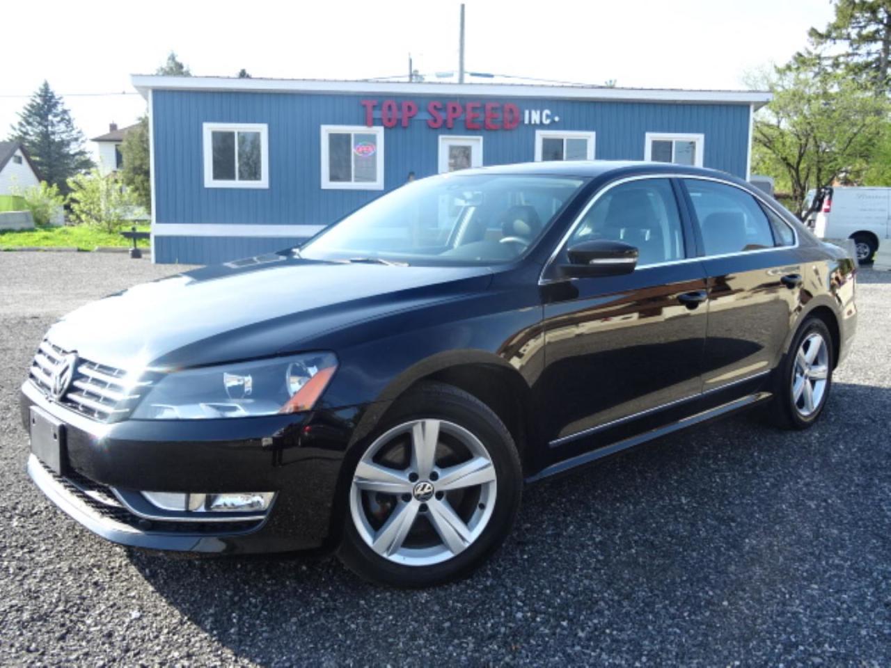 Used 2013 Volkswagen Passat Comfortline DIESEL, LEATHER, ROOF,SAFETY INCLUDED for sale in Guelph, ON