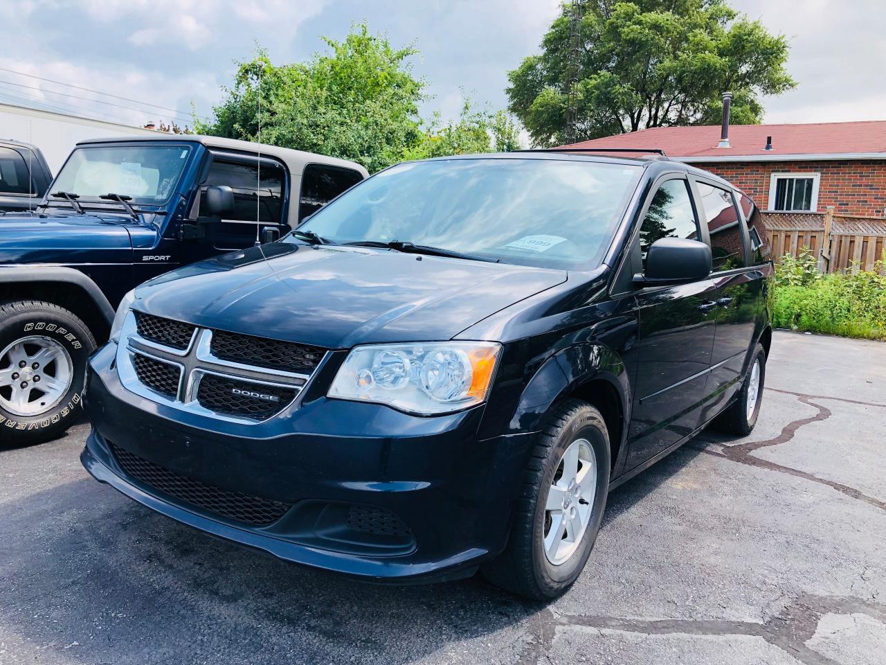 Used 2011 Dodge Grand Caravan Express for sale in Hamilton, ON