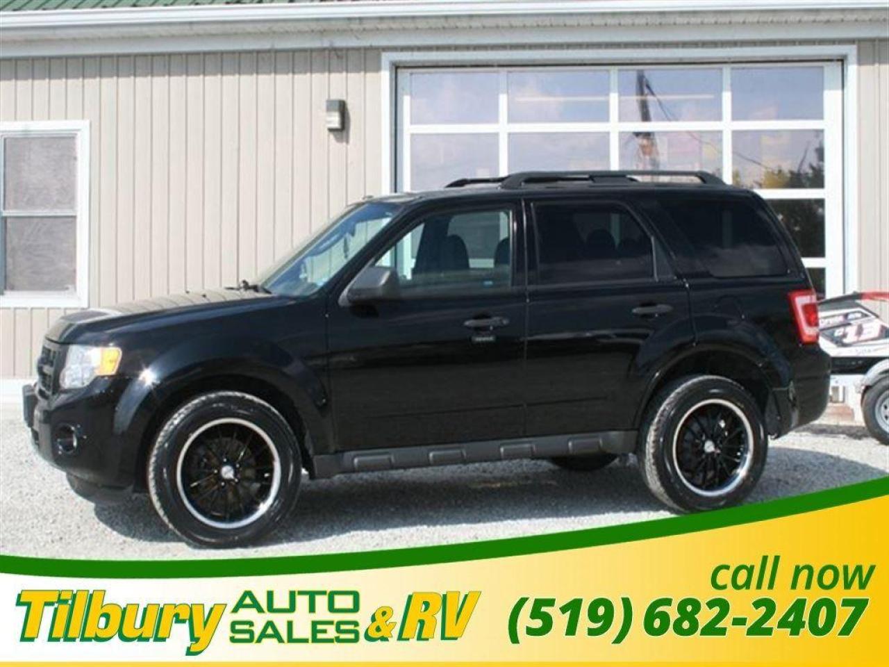 Used 2010 Ford Escape XLT. **AS IS** CLEAN. LOCAL TRADE. V6. for sale in Tilbury, ON