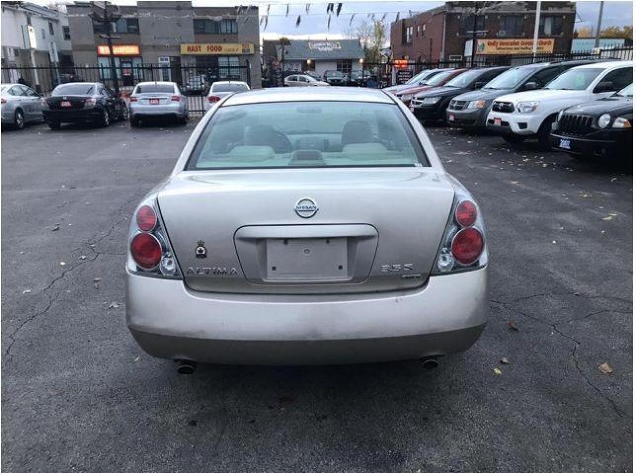 670859