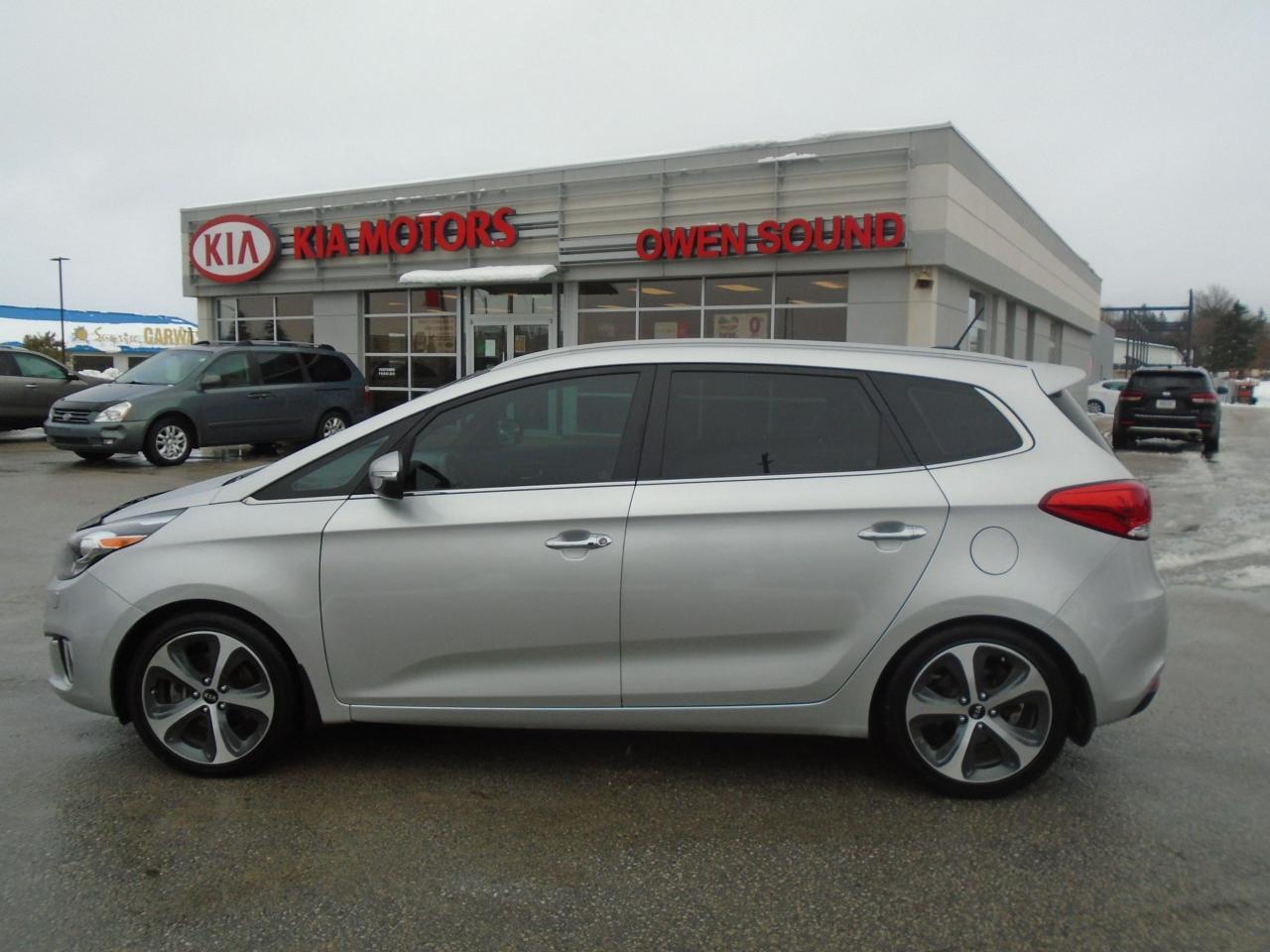 Used 2014 Kia Rondo EX Luxury w/Nav for sale in Hamilton, ON