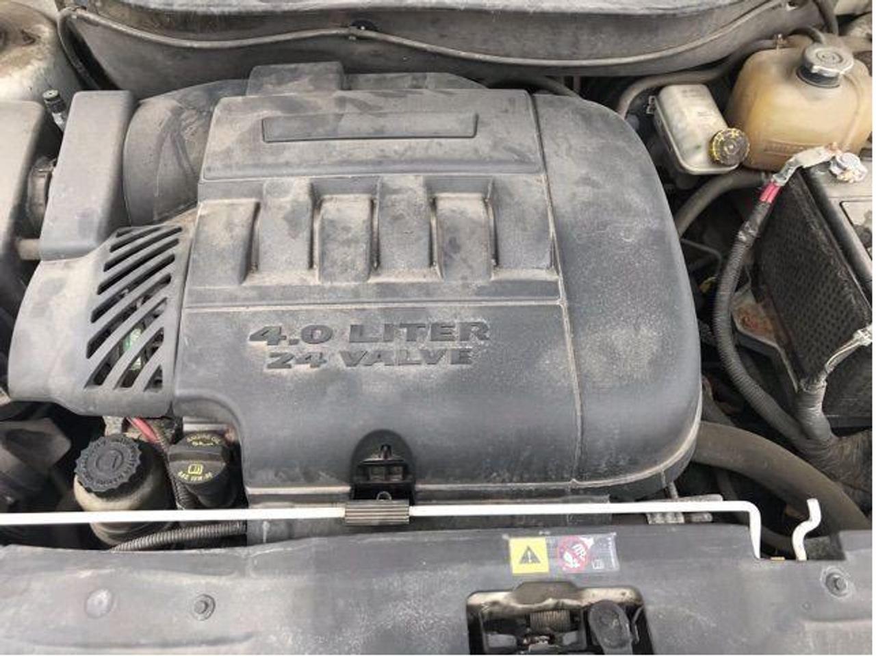 670886.11829107