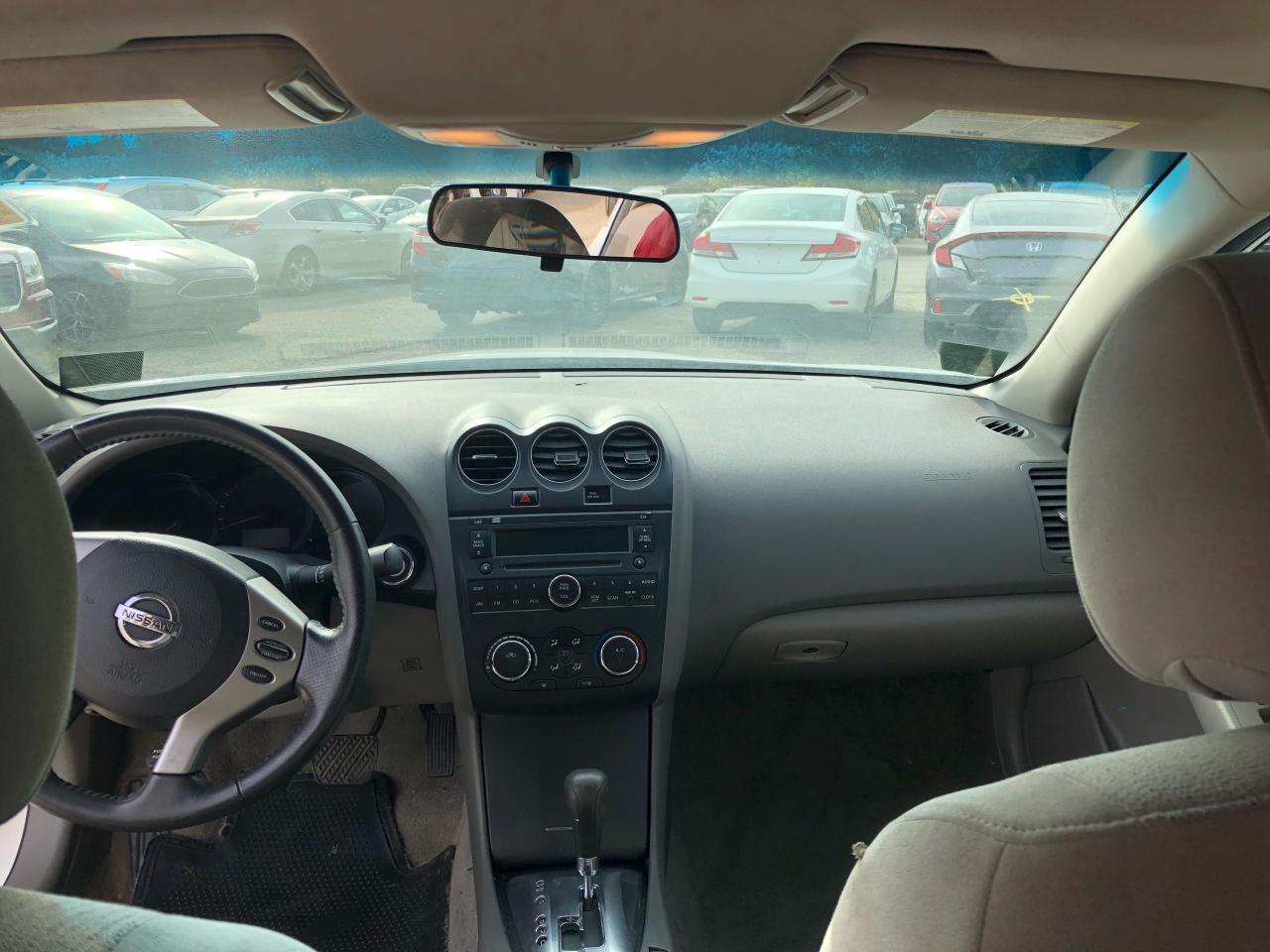 670985.11831059
