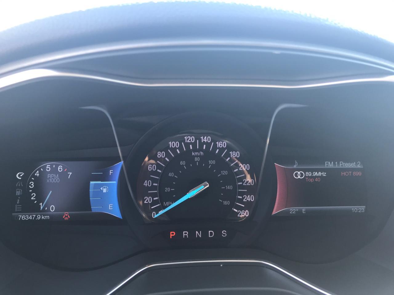 671077