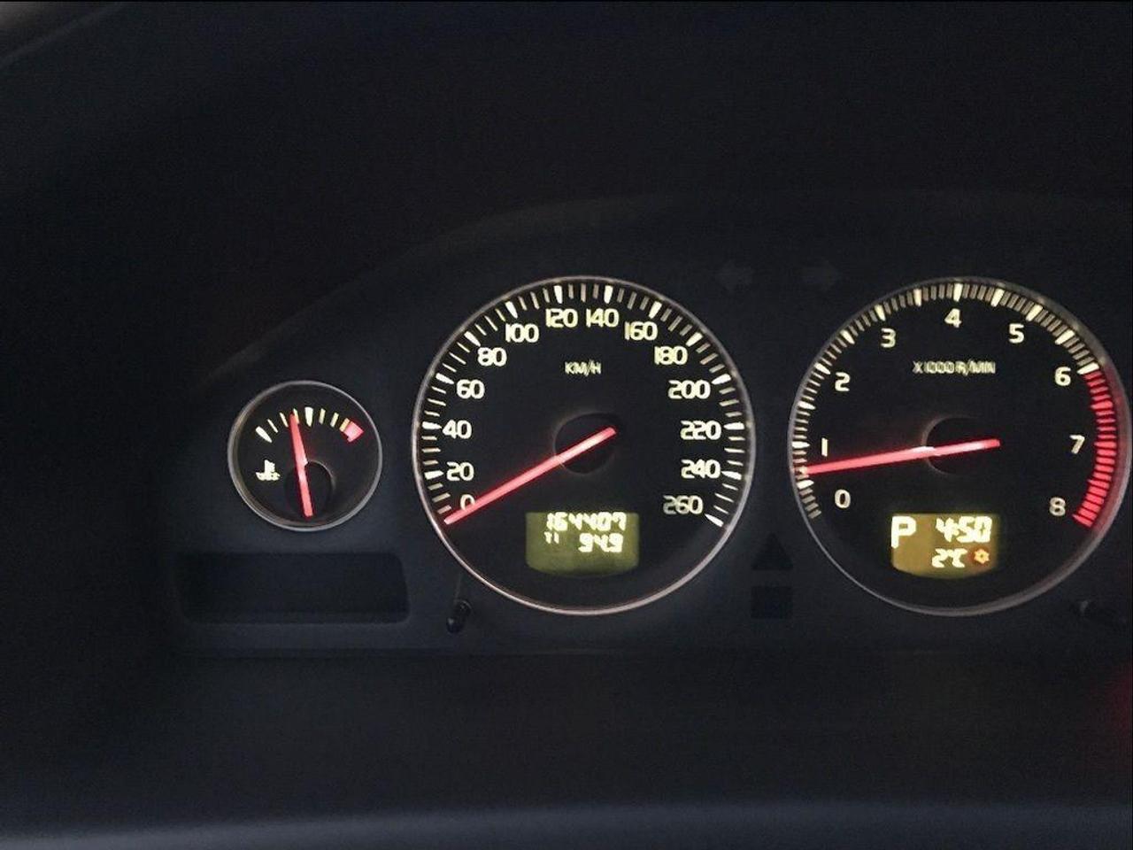 671388.11837712