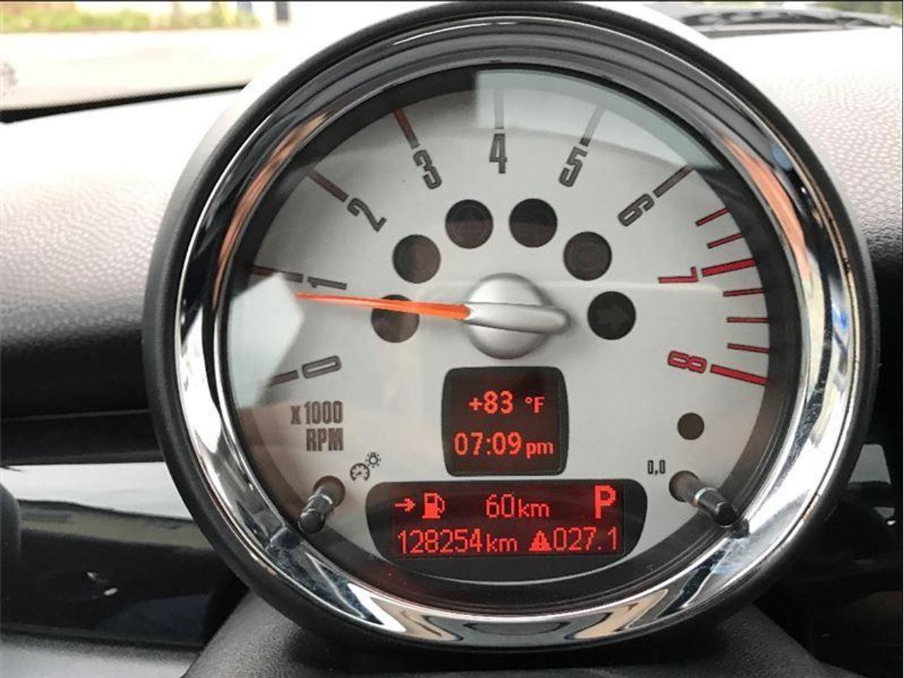 671389.11837722
