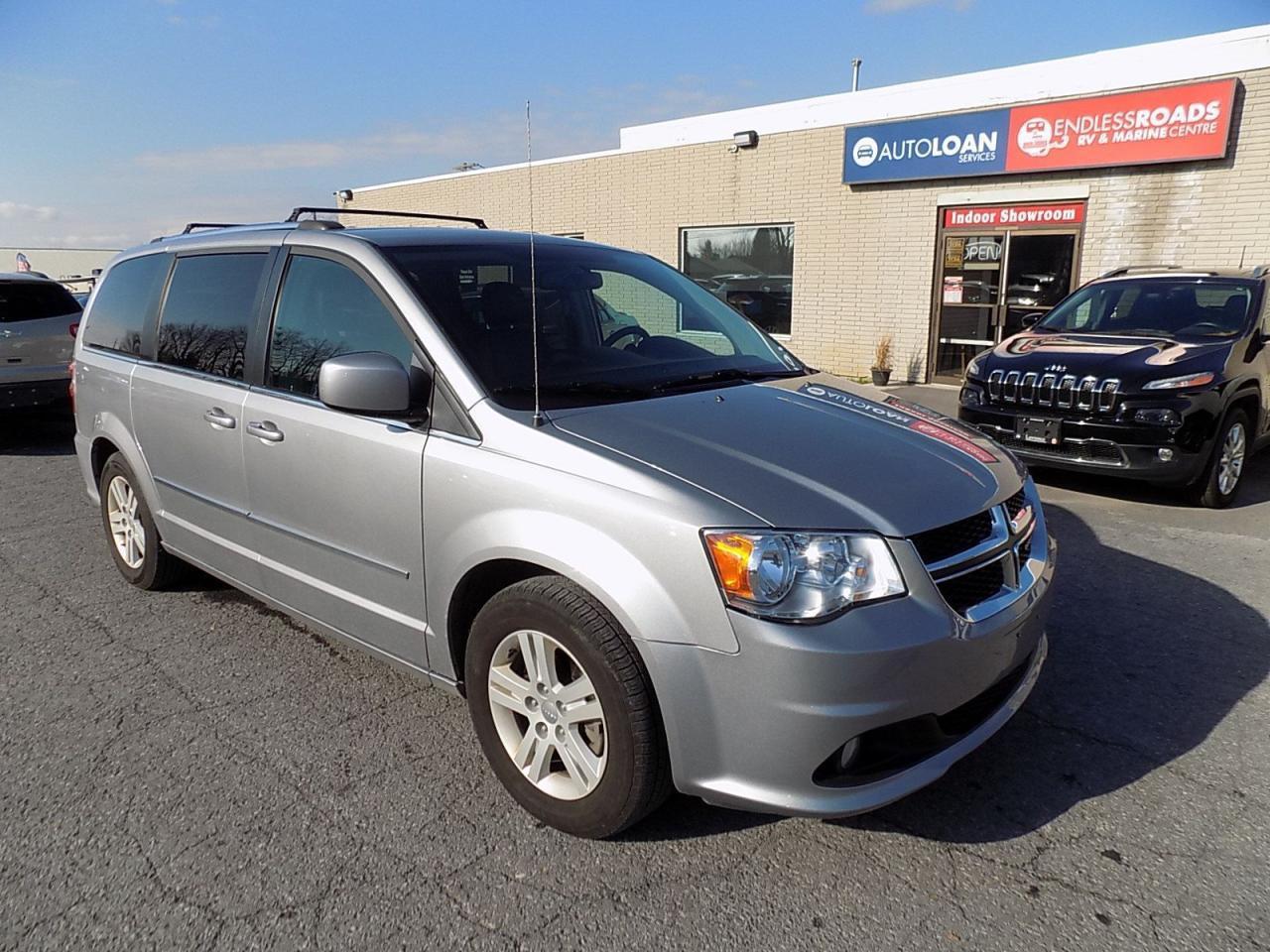 Used 2017 Dodge Grand Caravan CREW Plus for sale in Cornwall, ON