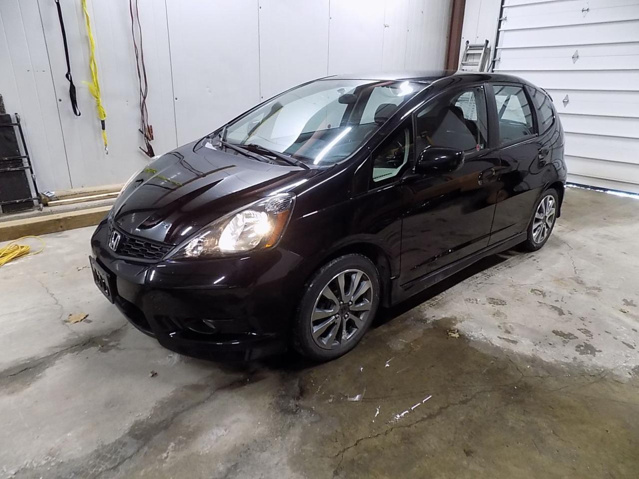 Used 2014 Honda Fit Sport for sale in Cornwall, ON