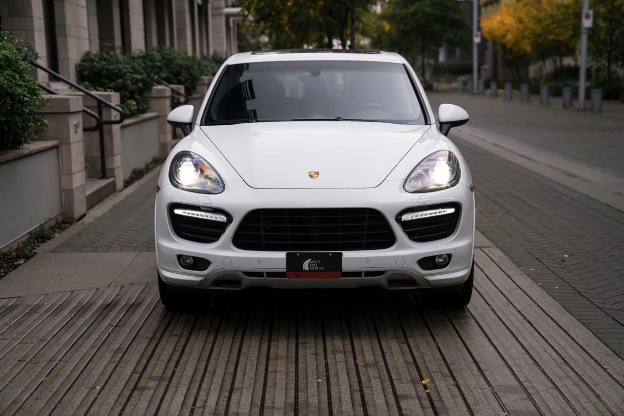 Used 2013 Porsche Cayenne 2013 Porsche Cayenne - AWD 4dr GTS for sale in Ajax, ON