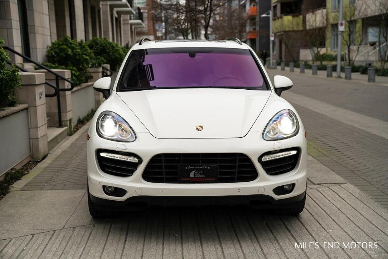 Used 2012 Porsche Cayenne Turbo (Tiptronic) for sale in Ajax, ON
