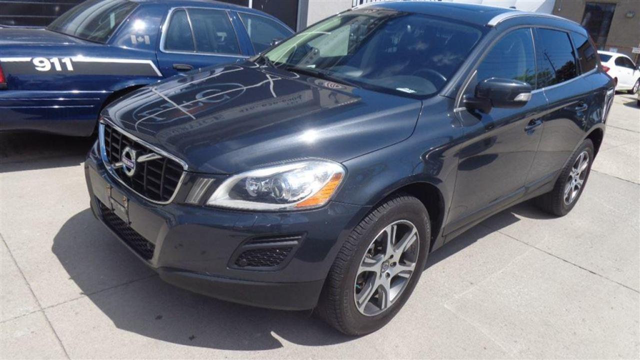 Used 2011 Volvo XC60 T6 Level 3. PANORAMIC ROOF. AWD. for sale in St Catharines, ON