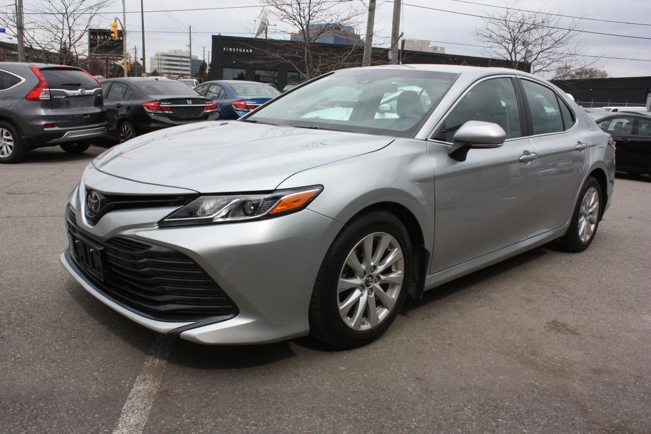 Used 2018 Toyota Camry SE for sale in London, ON