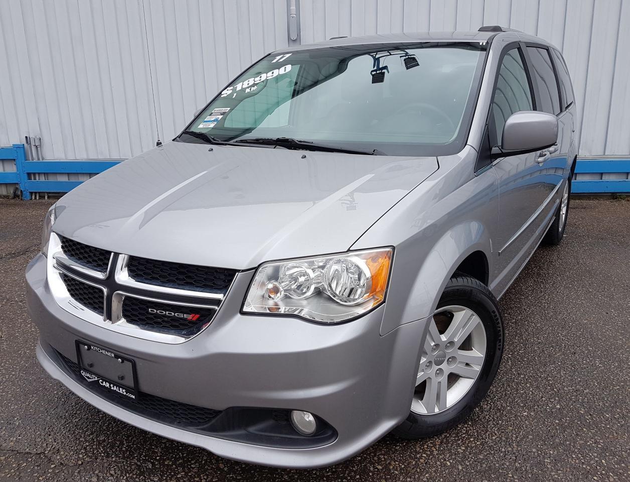 Used 2017 Dodge Grand Caravan CREW *STOW N GO* for sale in Kitchener, ON