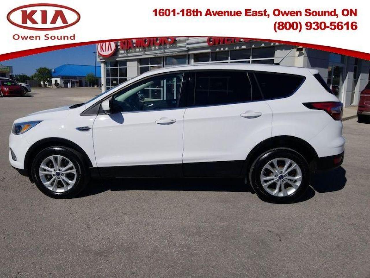 Used 2017 Ford Escape SE  - Bluetooth -  Heated Seats for sale in Cornwall, ON