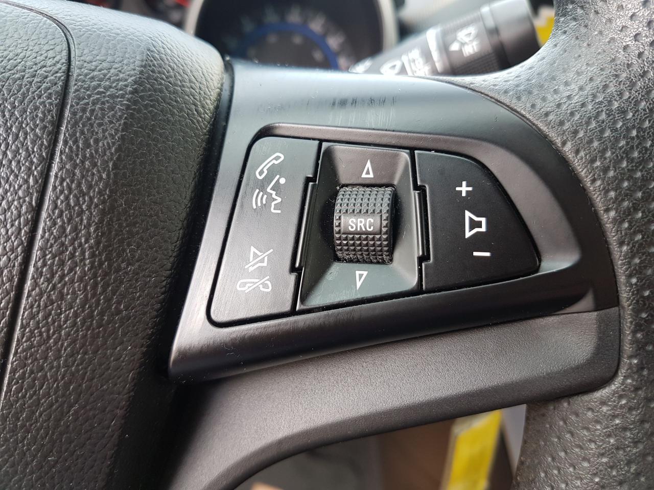 672696