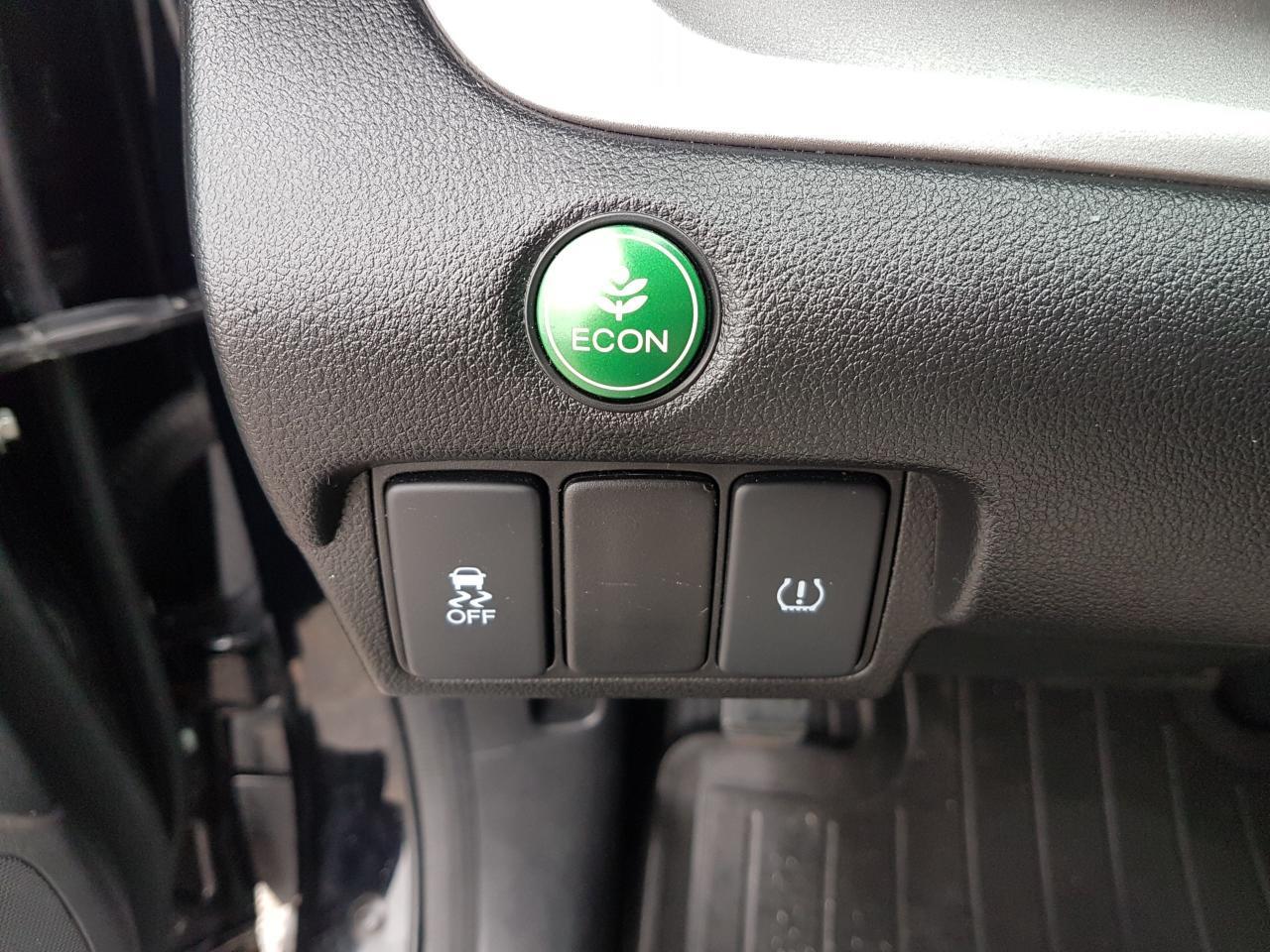 672747