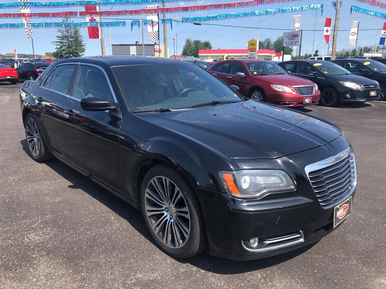 Used 2013 Chrysler 300 300S|PAN ROOF|BACK UP CAM|LEATHER|NAV for sale in London, ON