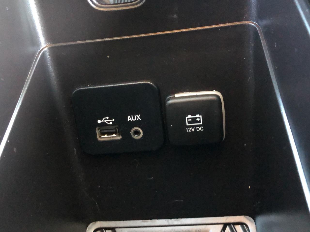 672993