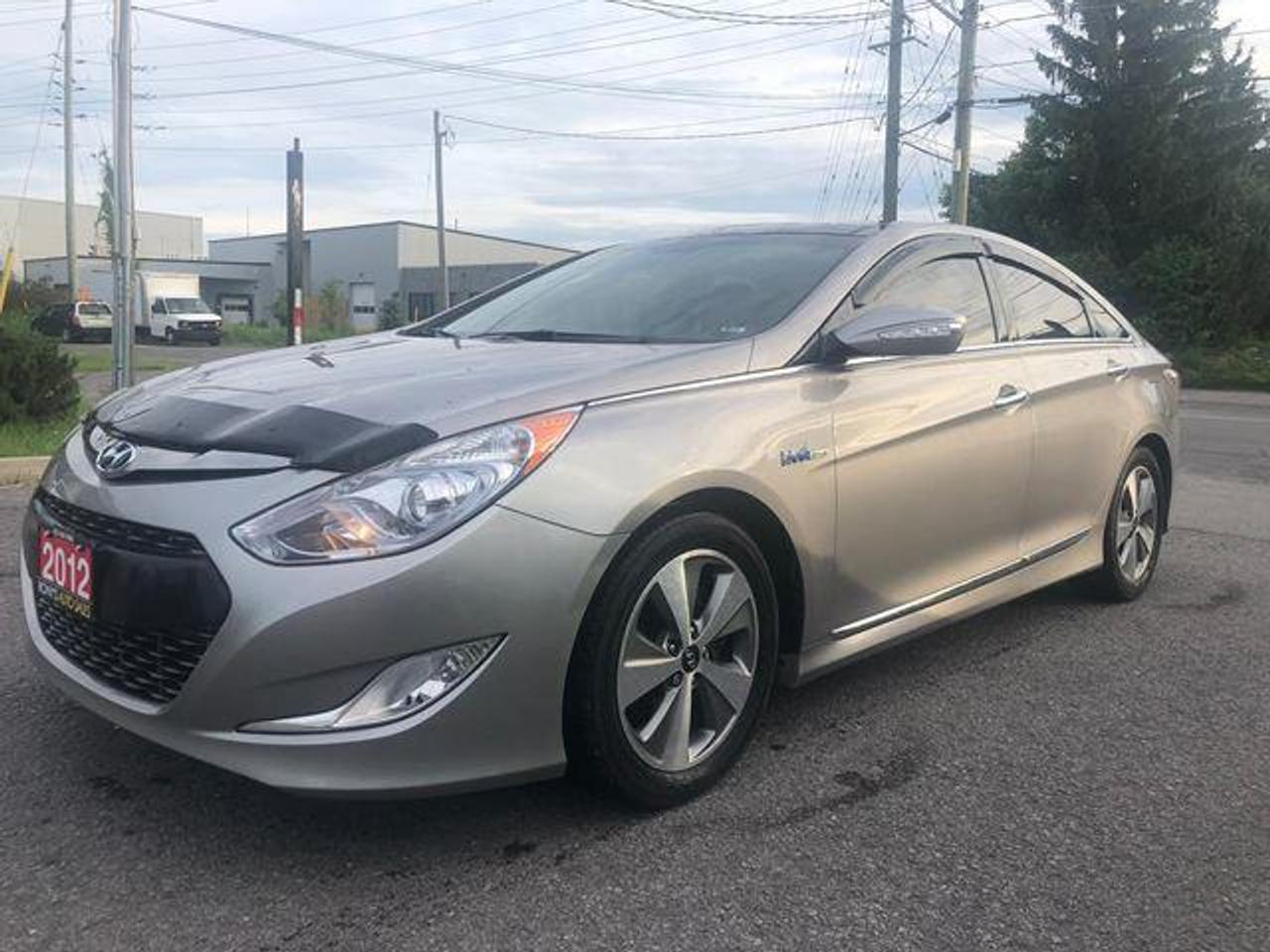 Used 2012 Hyundai Sonata HEV w/Premium Pkg for sale in Ottawa, ON
