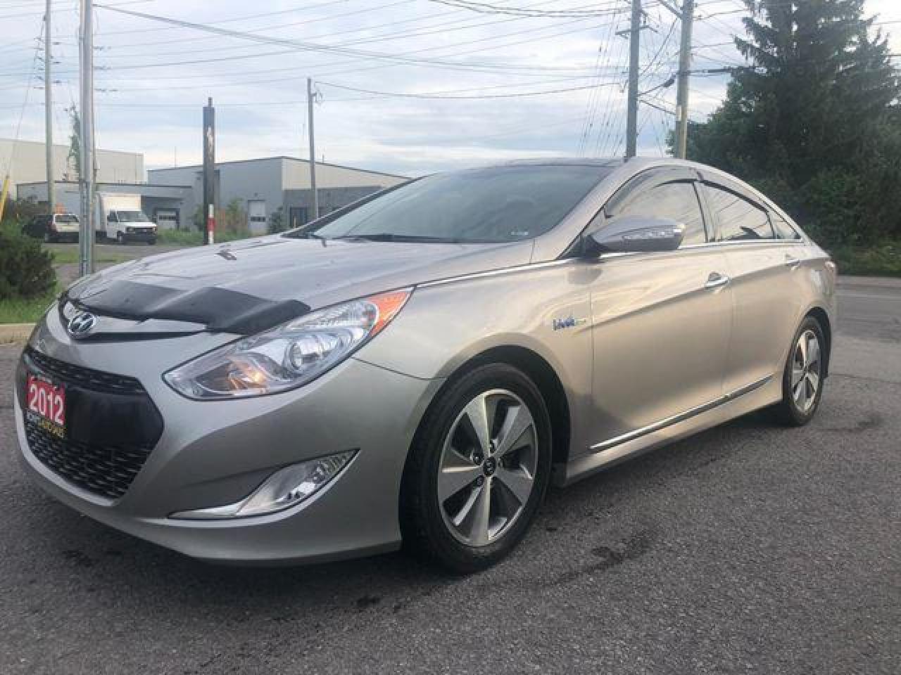 Used 2012 Hyundai Sonata HEV w/Premium Pkg for sale in Ottawa, ON