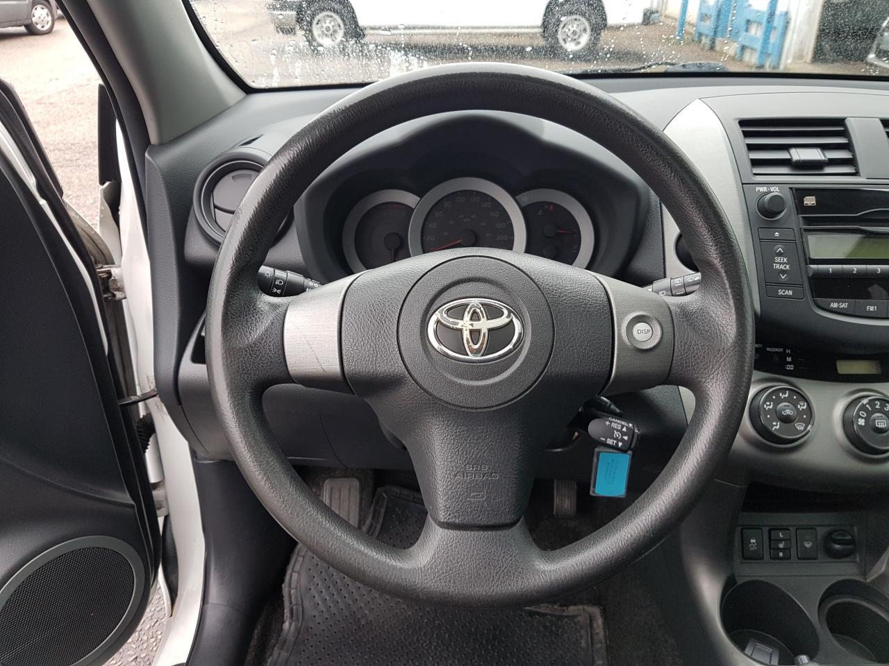 673548.11877228