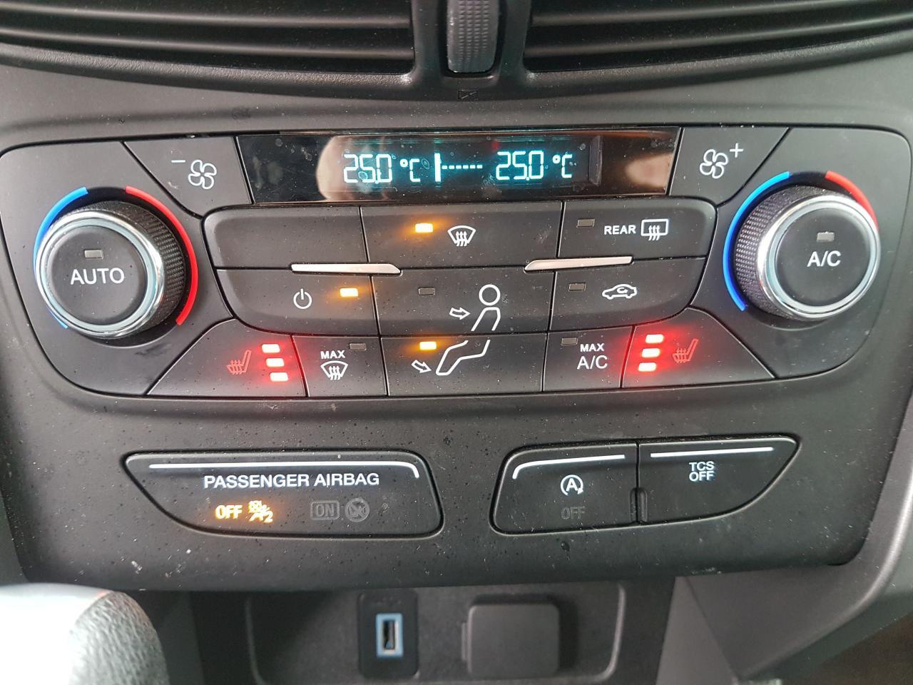 673554.11877357